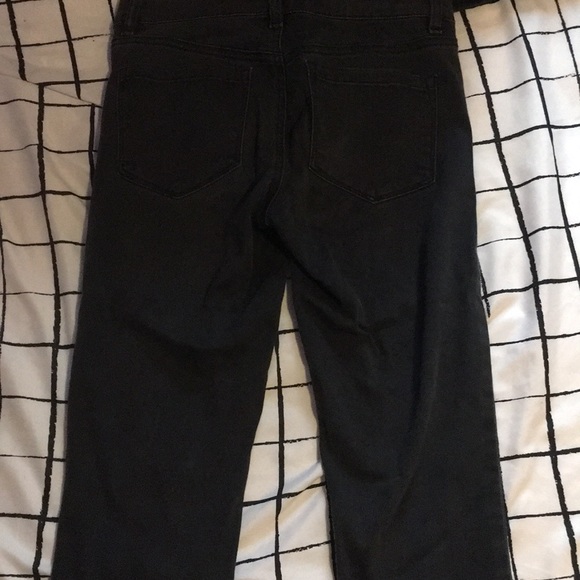 Black Dynamite Jean🤍🖤 very cute - Picture 3 of 3